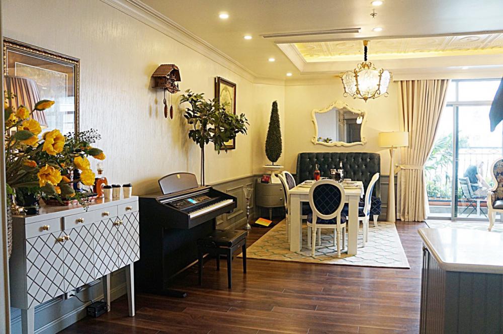 Chính chủ cho thuê căn hộ cao cấp tại Vinhomes Nguyễn Chí Thanh, 86m2, 2PN, đủ đồ, giá 23 tr/th 9993214