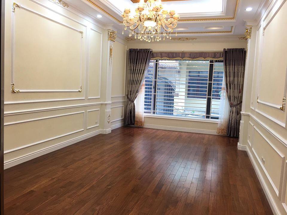 Chính chủ bán nhà đường Nguyễn Văn Huyên, 90m2, mặt tiền 7,5m, giá 9.2 tỷ, ngõ ô tô kinh doanh 9774996