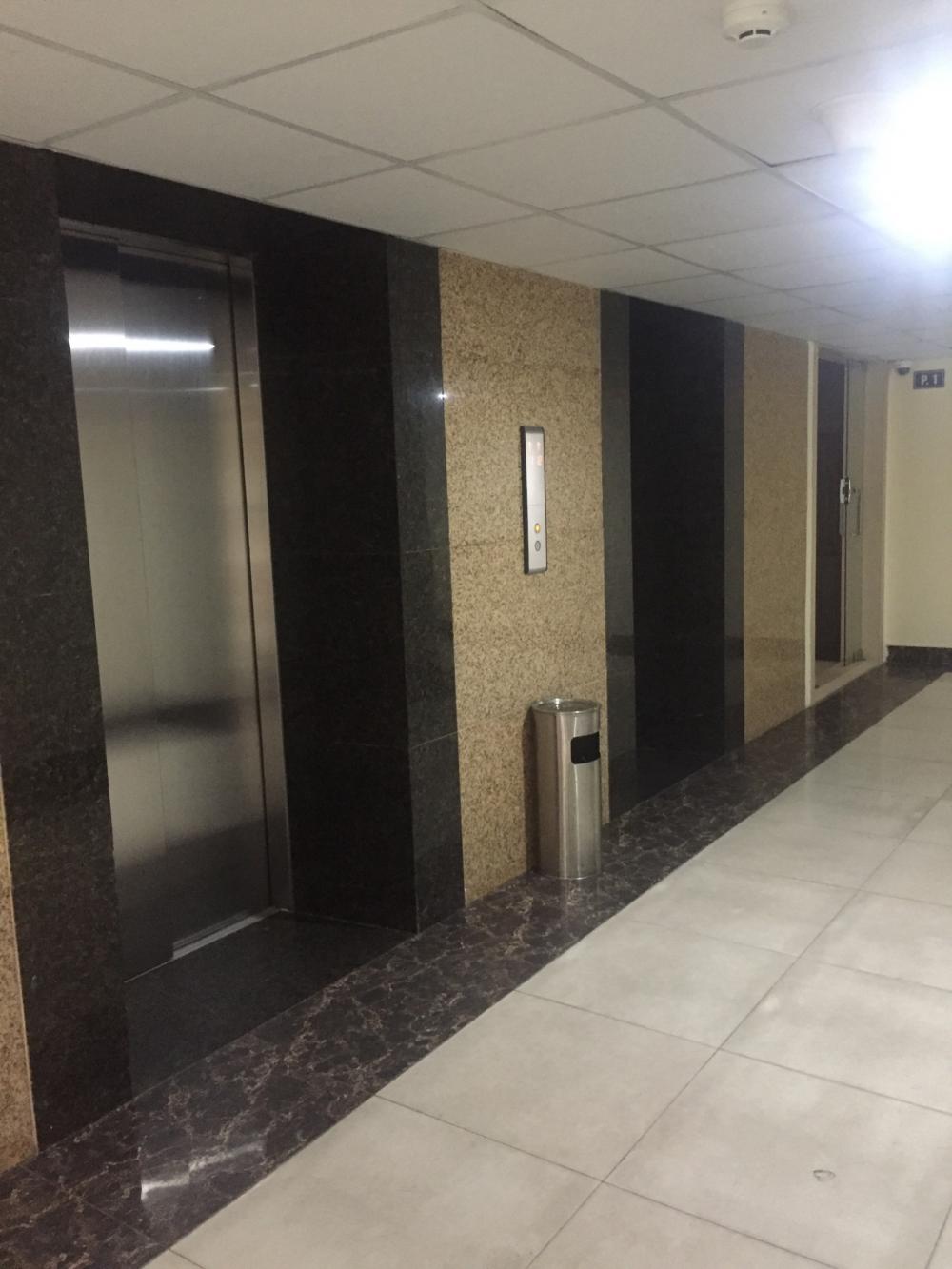 Bán gấp căn hộ tại Mạc Thái Tổ, dt 130m2, giá rẻ (Lh: 0936266930) 9805864