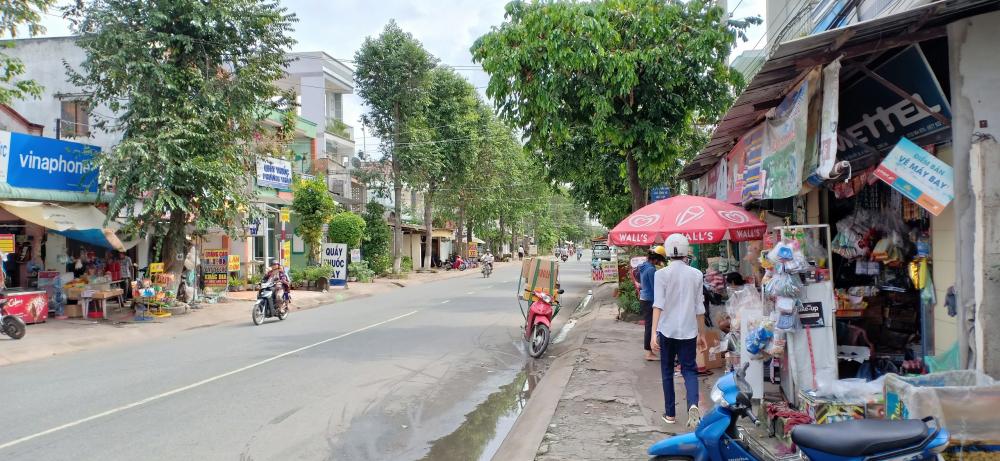 Bán đất sổ hồng riêng ngay trung tâm thị trấn Thủ Thừa, Long An, giá chỉ 390tr/nền 9837501