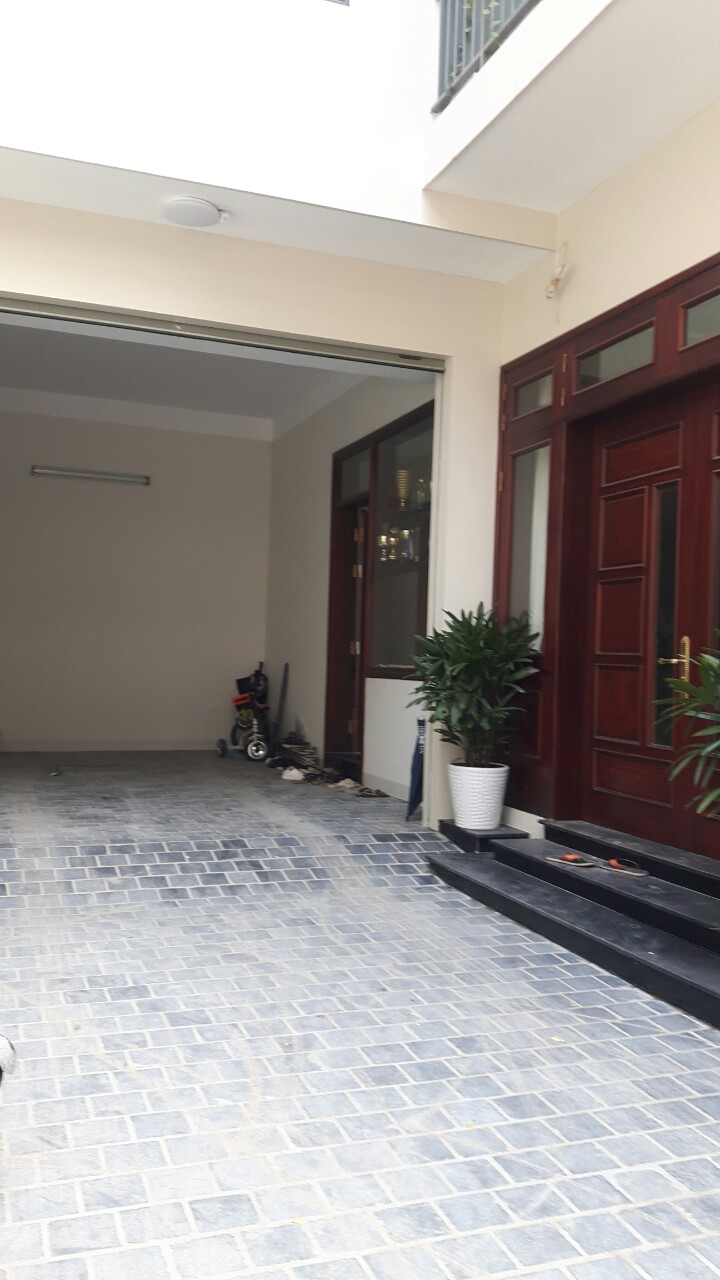 Bán nhà liền kề khu Ngoại Giao Đoàn, giá 18 tỷ. LH 0972264985 9896017