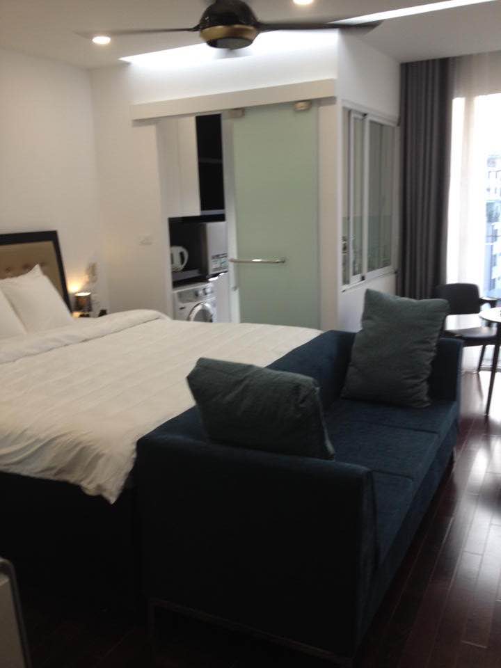 Bán nhà mặt phố Liễu Giai, 100m2 x 7 tầng, mặt tiền 5,2m, giá 32 tỷ. LH: 0949663616 9956185