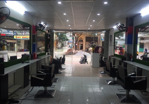 Sang nhượng salon tóc & nail, tại mặt phố Điện Biên Phủ, Lai Châu 9895748