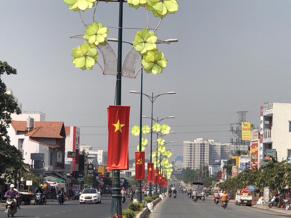 Bán đất mặt tiền Lê Văn Việt, P. Tăng Nhơn Phú A, Quận 9, DT: 7 x 31m, 2 mặt tiền đường 10166640