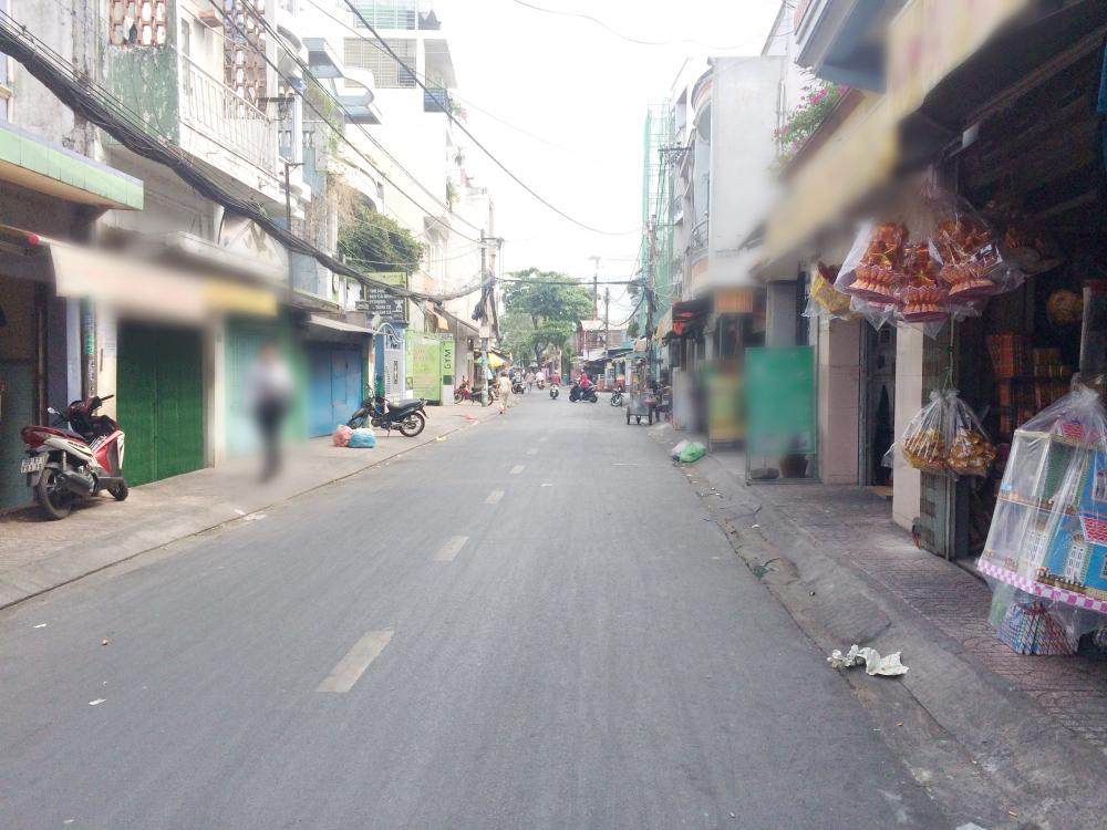 Bán nhà mặt tiền đường Phong Phú, Phường 12, Quận 8 10192880