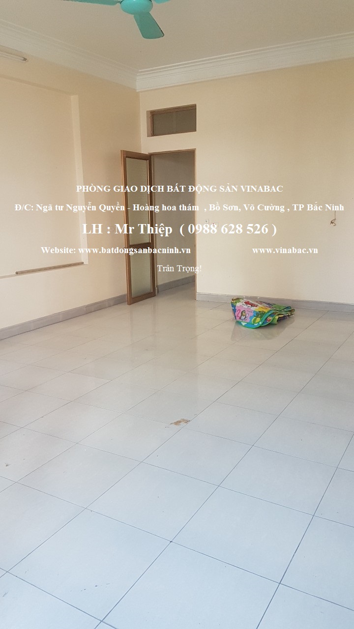 Bán nhà 2.5 tầng nhìn vườn hoa Làn 2 Bình Than Khu Bồ Sơn , TP . Bắc Ninh 10174630