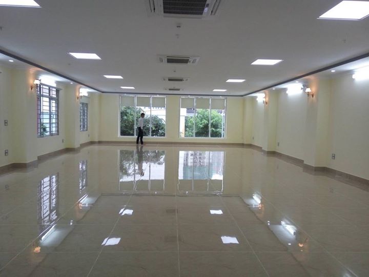 Cho thuê văn phòng 130m2 quận Hai Bà Trưng, mặt phố Tuệ Tĩnh. Lh: 0866613628
 10174973