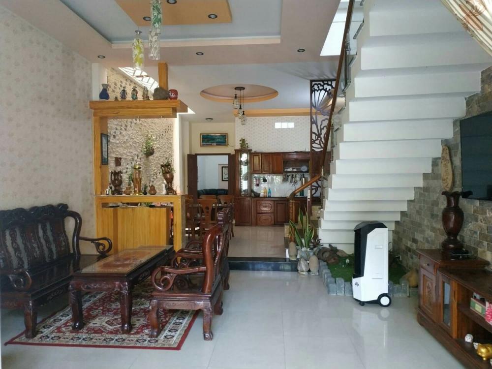 Cho thuê nhà mặt tiền đẹp 3 tầng sát biển, gần sân bay tại Đà Nẵng 10235750