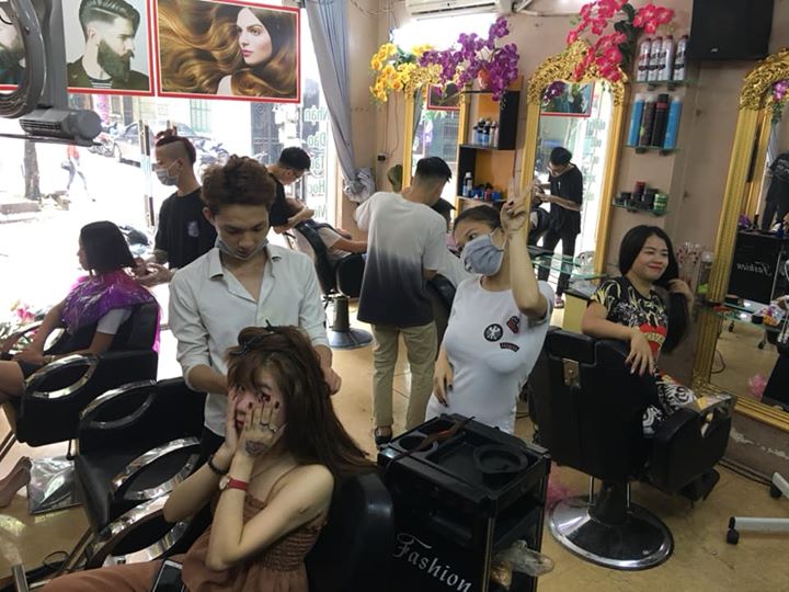 Cần sang nhượng salon tóc đông khách số 146 ngõ 24 Kim Đồng, Giáp Bát, Hoàng Mai, Hà Nội 10258059