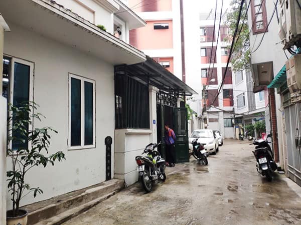 Bán  nhà phố Nguyễn Đình Thi, ô tô vào nhà, 140m2, mặt tiền 10m, giá 18 tỷ. 10300255