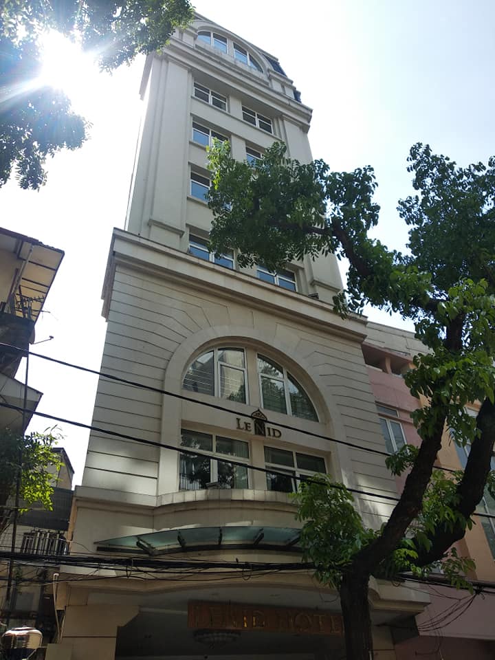 Bán nhà MP Nguyễn Thái Học, DT 53/61m2, 8 tầng, MT 5,3m, giá 31 tỷ. LH: 0904608163. 10304319