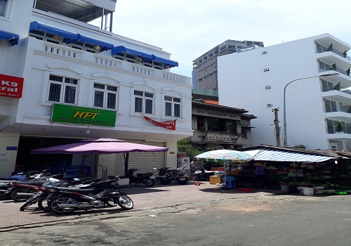Cho thuê mặt bằng kinh doanh liền kề  quân1 ngay trung tâm thành phố  Vị trí đep gần chợ Bến Thành sát phố đi bộ Nguyễn Huệ.
 10311839
