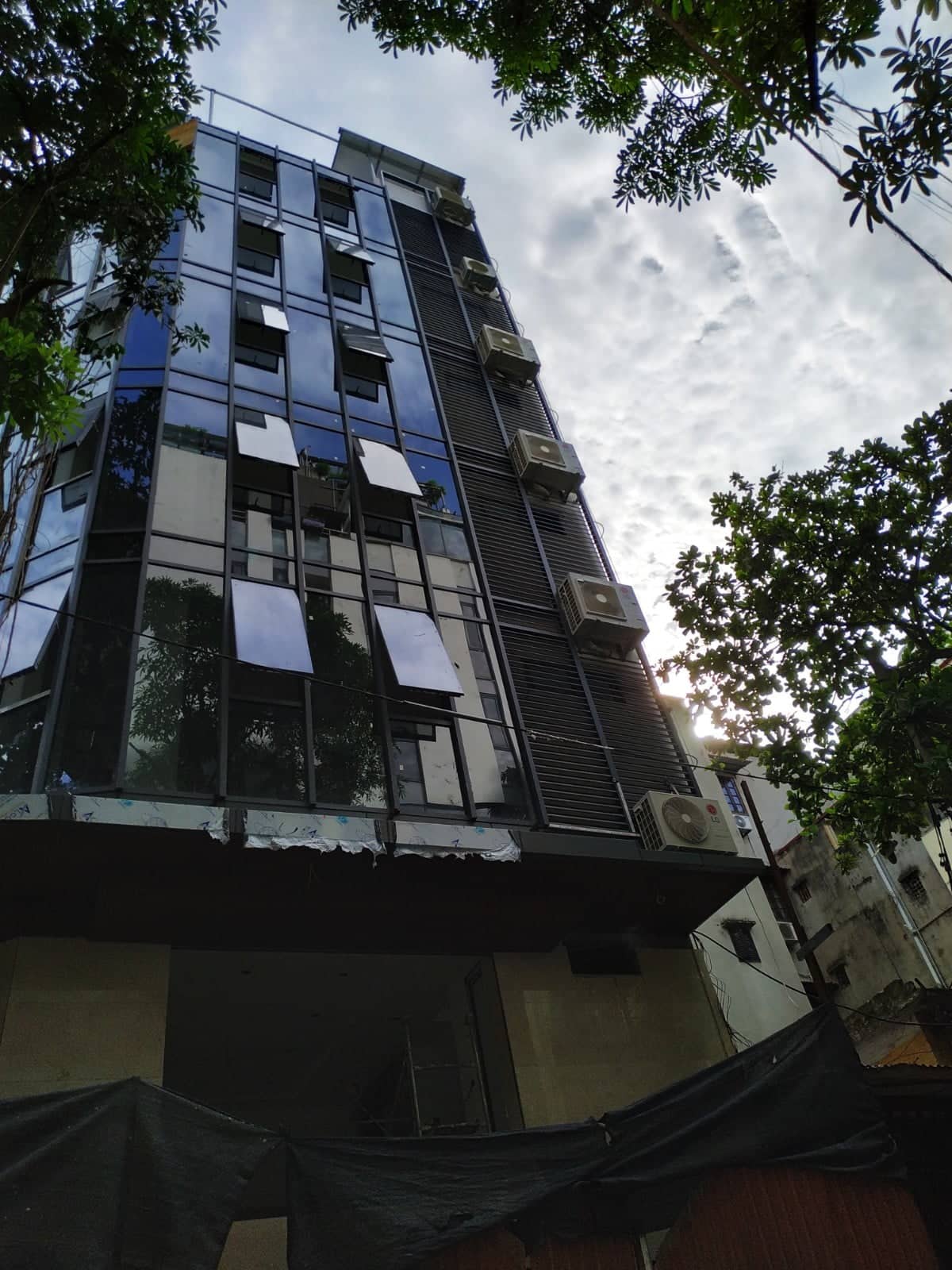 Bán nhà mặt phố Trần Quang Diệu 105m 7 tầng mặt phố kinh doanh văn phòng 10360204