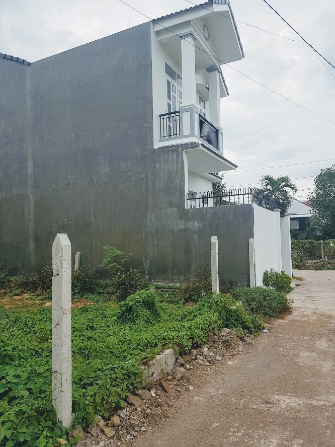 Bán đất xây dựng tự do ở khu làng biệt thự Phú Trung thành phố Nha Trang 10393612