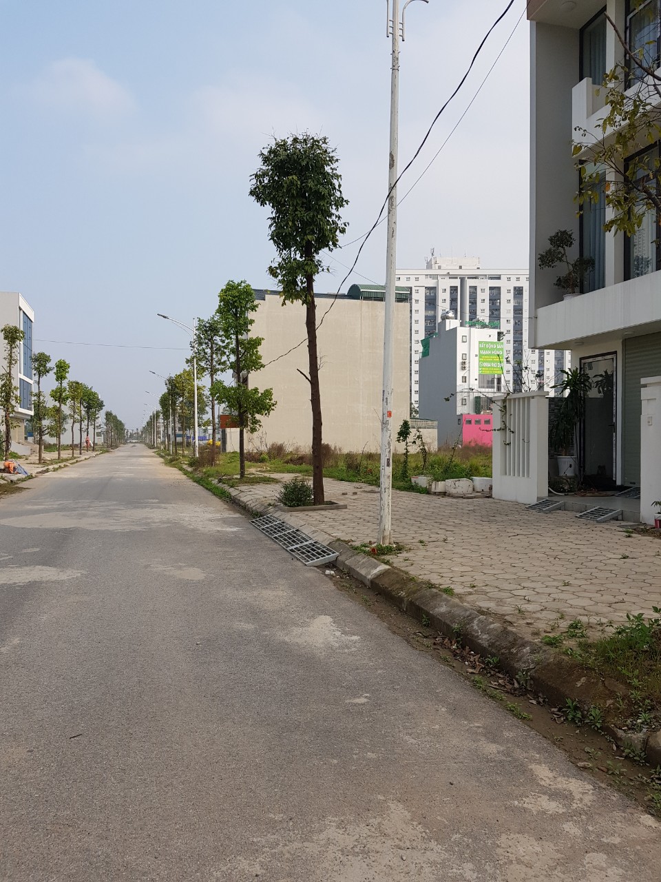 Liền kề thanh hà 2ty6 lô 100m2 đường 14m, xây quy hoạch 4.5 tầng tôi cần bán , b1.4 lk21-12 10430937