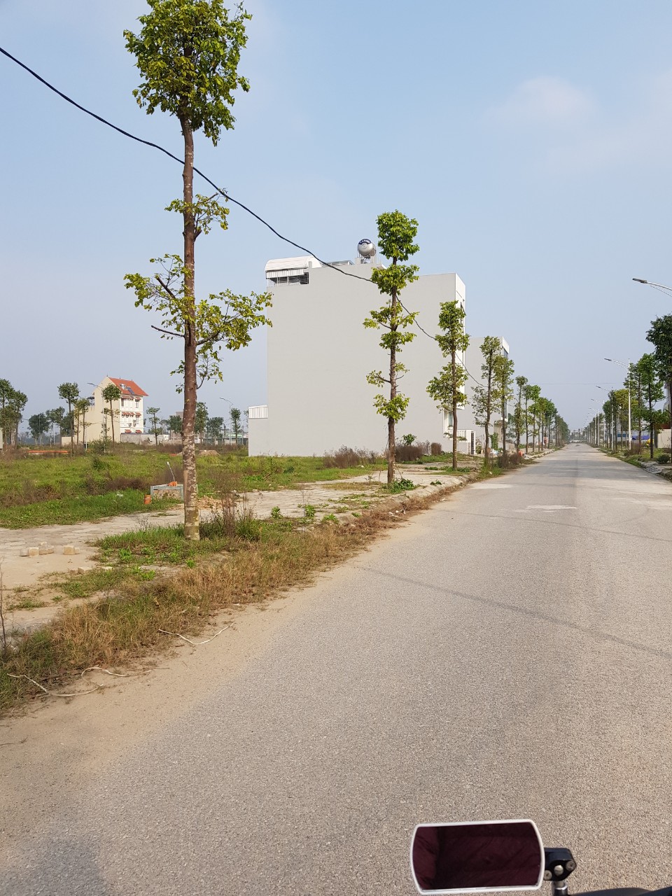 Liền kề thanh hà 2ty6 lô 100m2 đường 14m, xây quy hoạch 4.5 tầng tôi cần bán , b1.4 lk21-12 10430937