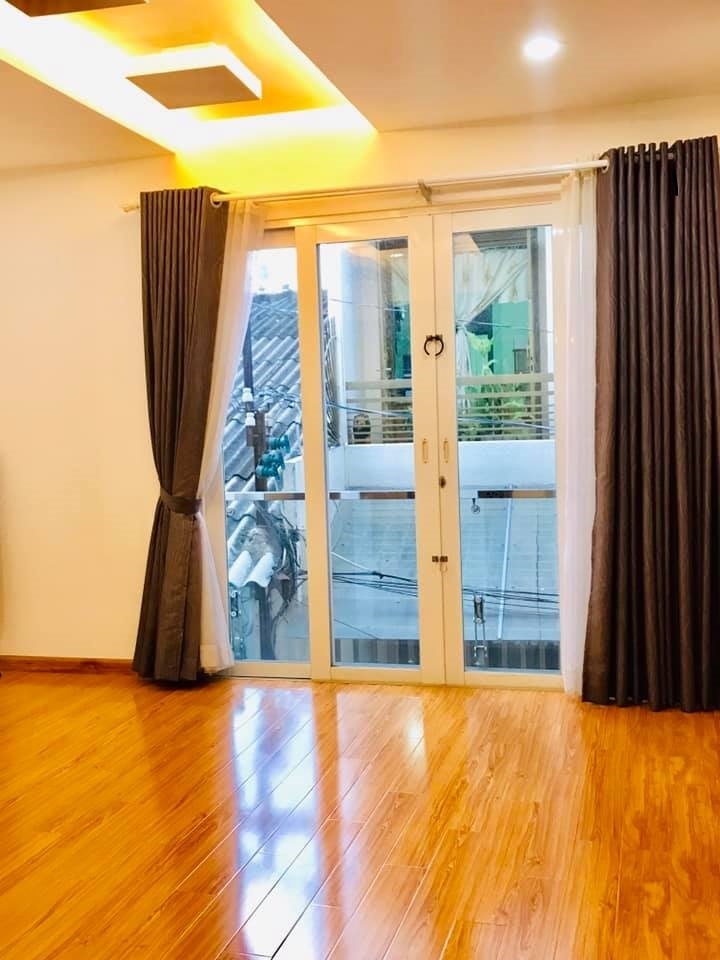 Bán nhà Phạm Văn Hai Q.Tân Bình, 40m2/ 4,3 tỷ 10439829