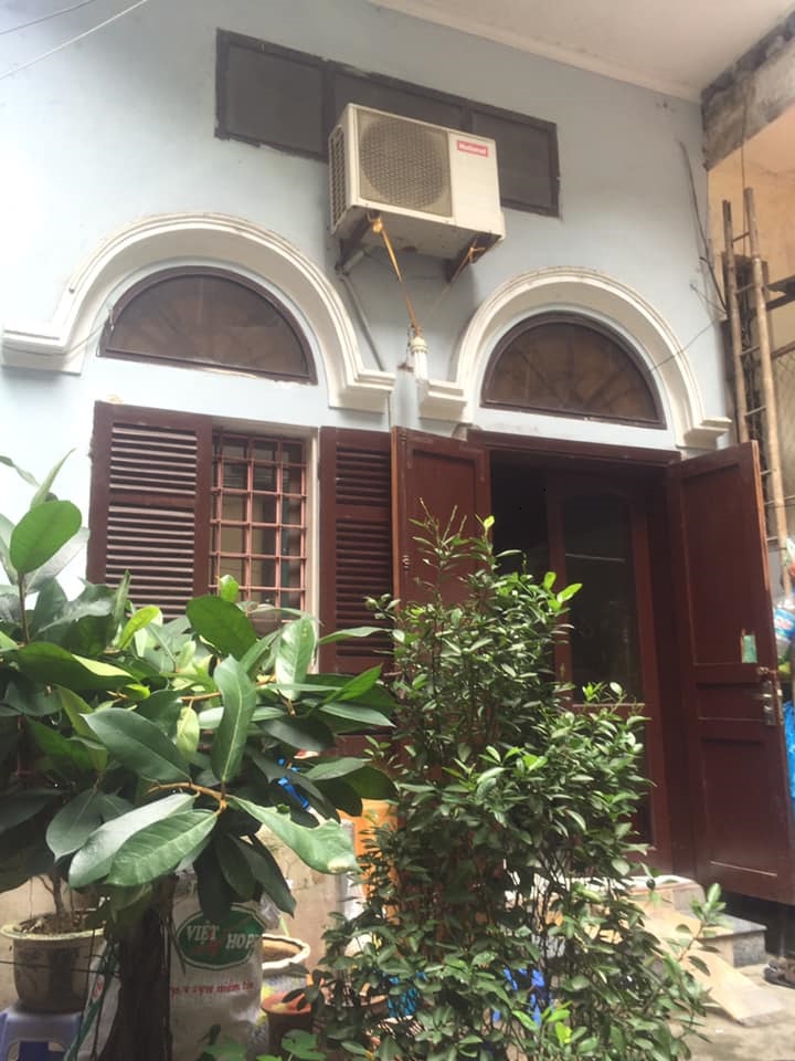 Nhà 3 tầng mặt 4.2m đất vuông giá rẻ tại Phan Đình Giót  10455265