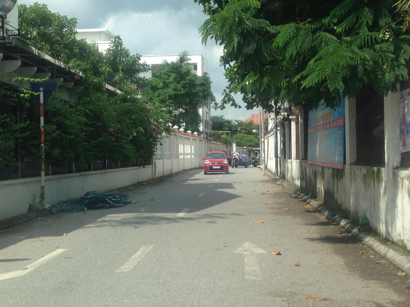 Bán nhà 30m2x2T. Tại ngõ 765, may 10, đường Nguyễn Văn Linh, Sài Đồng, Long Biên 10506051