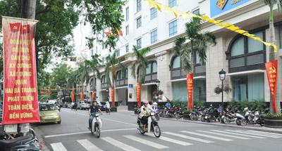 Bán nhà mặt phố Đại Cồ Việt, DT 32m2, 4 tầng, mặt tiền 3,5m, vuông vắn, giá 10,8 tỷ 10561002