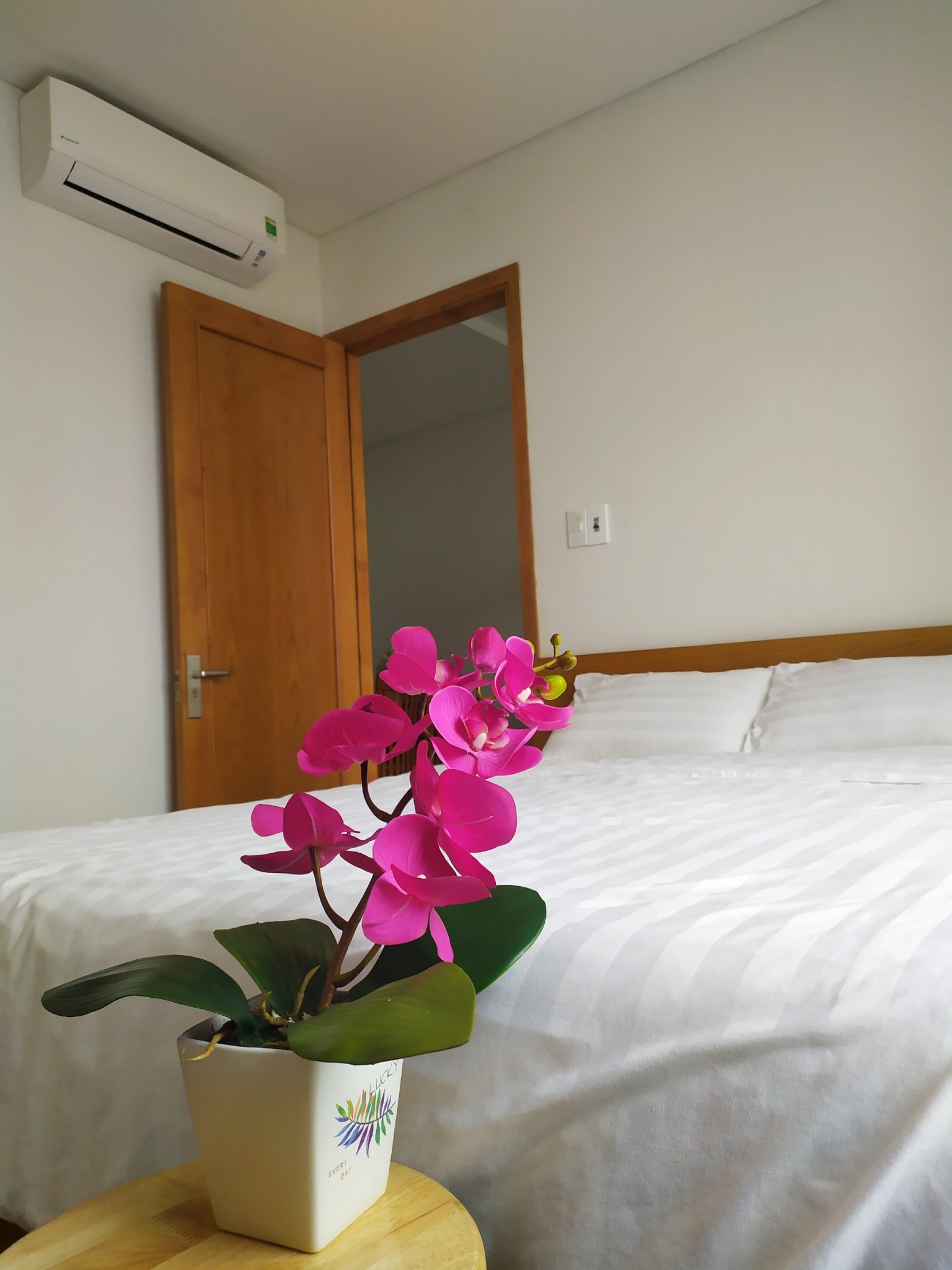 Căn hộ gần biển Phạm Văn Đồng, đầy đủ nội thất,giá rẻ nhất.Lh ngay:0983.750.220

 10581218
