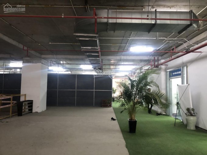 Cho thuê sàn TTTM DT linh hoạt từ 800m2 - 2650m2 tòa nhà Stellar Garden, số 35 Lê Văn Thiêm, lô góc Ngụy Như Kon Tum. Lh: 0866 613 628.

 10640676