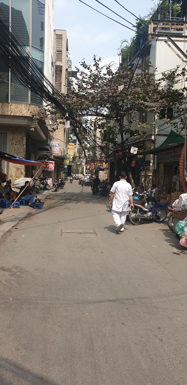 Chính chủ cần cho thuê nhà trong ngõ 2, phố Phương Mai, Đống Đa, HN. 10658854