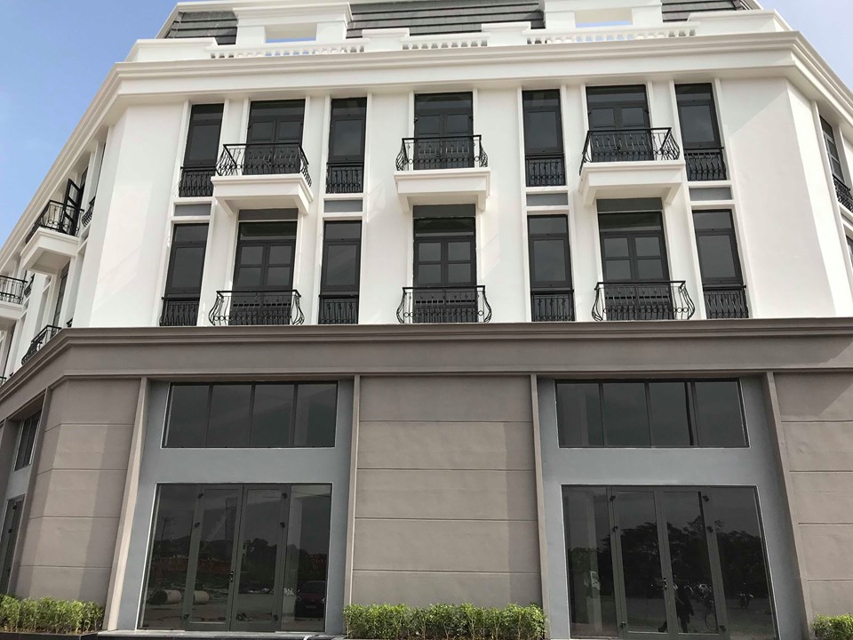 Bán shophouse Eastern Park Thạch Bàn, 96m2 trục đường 30m, đối diện THPT Thạch Bàn 10710007