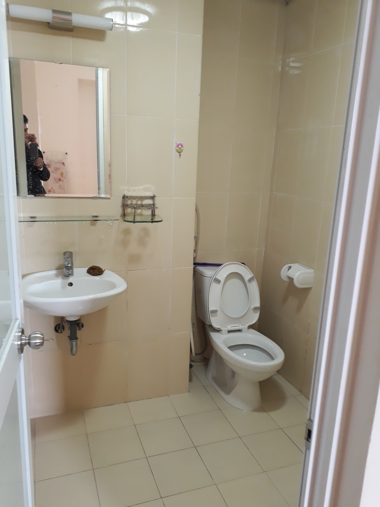 Cho thuê chung cư C14 Băc Hà 115m, 3 phòng ngủ đủ đồ 10tr/tháng  10755758