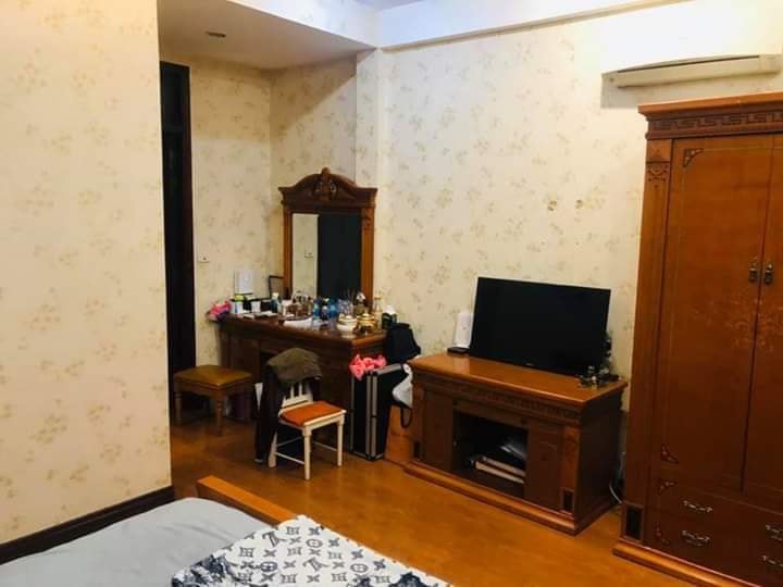 Bán nhà 5 tầng đẹp phố Trần Quốc Hoàn, xe 7 chỗ vào nhà 10793462