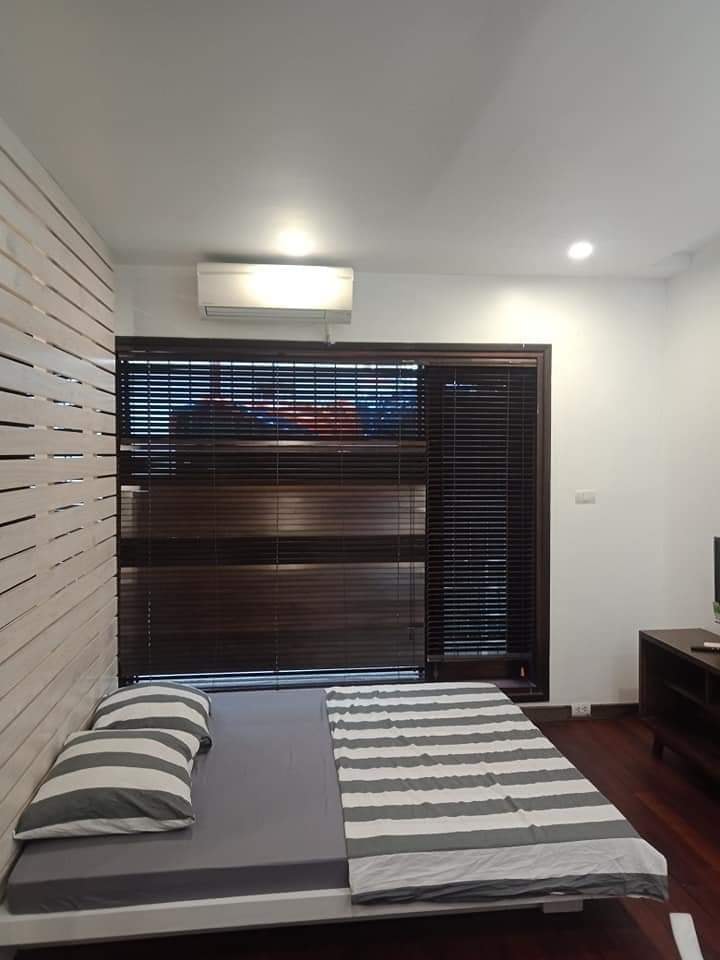 Bán nhà 5 tầng đẹp phố Phùng Chí Kiên, 2 xe 7 chỗ vào nhà 10796235