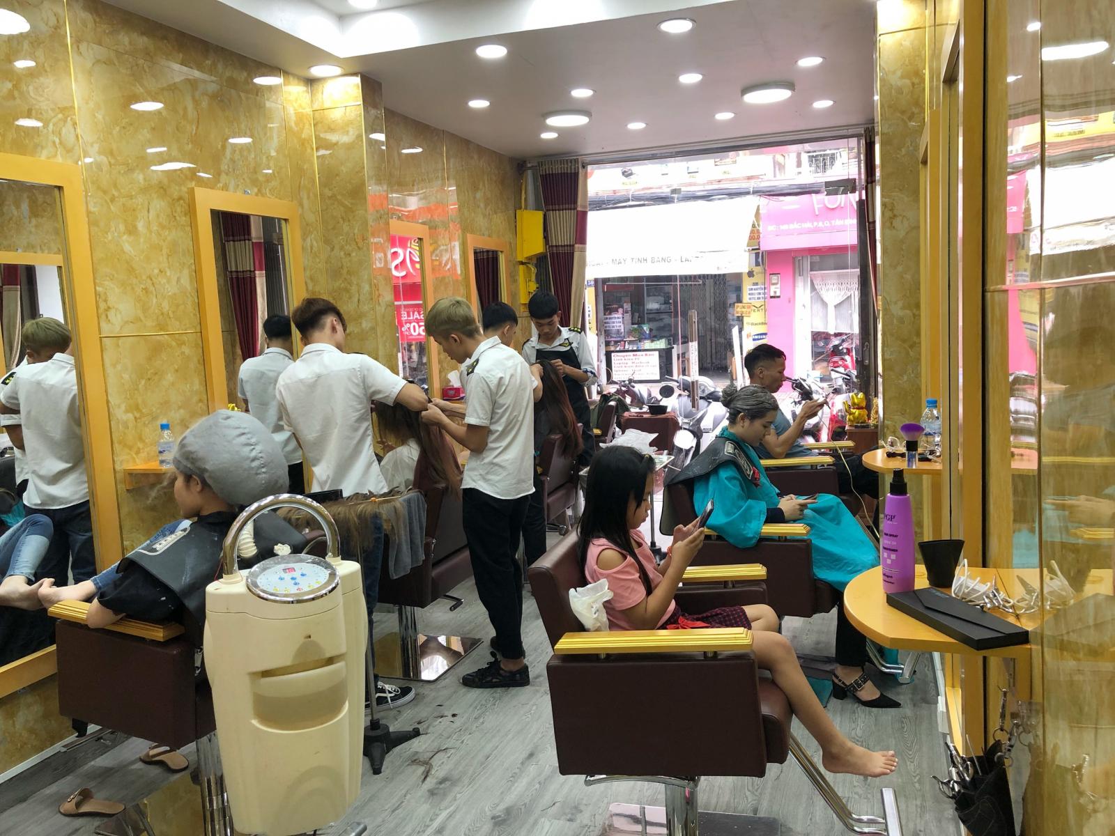 Cần sang nhượng salon tóc tại quận 10, TP Hồ Chí Minh 10801079