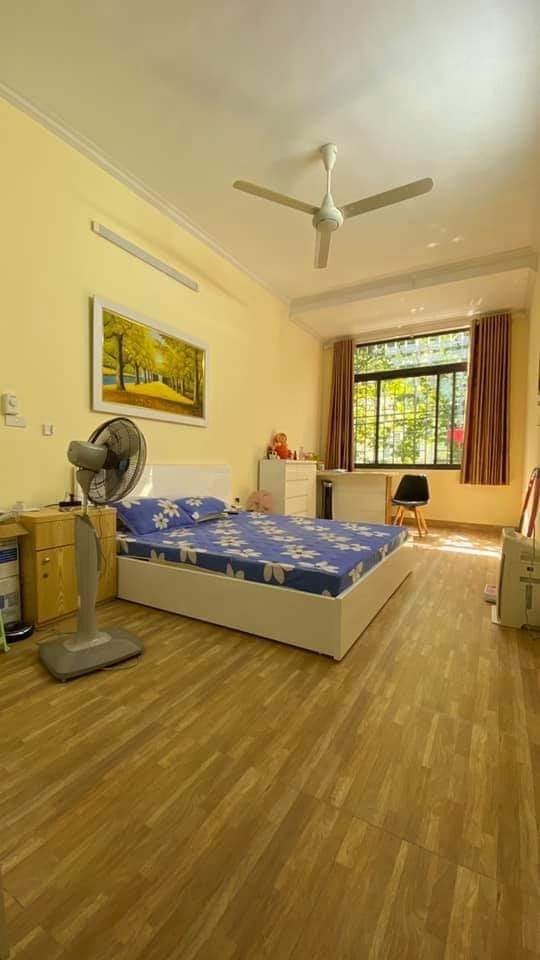 Bán nhà 5 tầng đẹp phố Tôn Thất Tùng, giá 4.35 tỷ 10823247