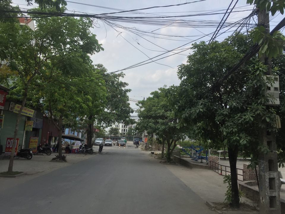   Bán đất kinh doanh trục chính Cửu Việt, Trâu Quỳ. DT: 38m, MT: 4.5m. Đường trải nhựa rộng 7m.  10836890