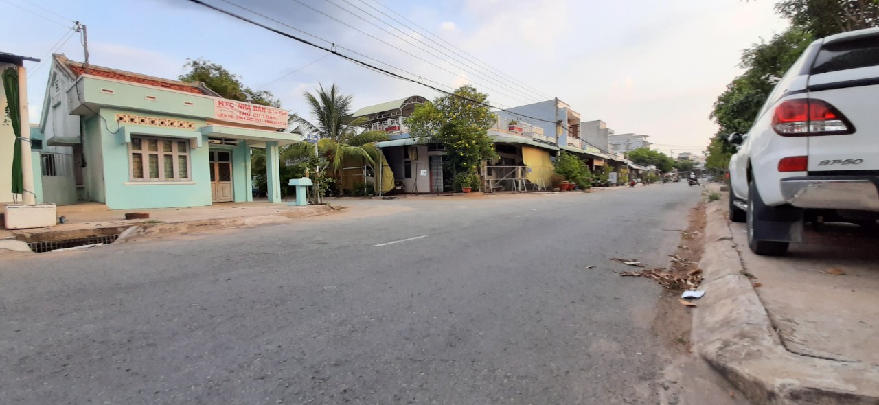 CHÍNH CHỦ CẦN BÁN NHÀ TẠI PHƯỜNG 2 THỊ XÃ KIẾN TƯỜNG TỈNH LONG AN 10839219