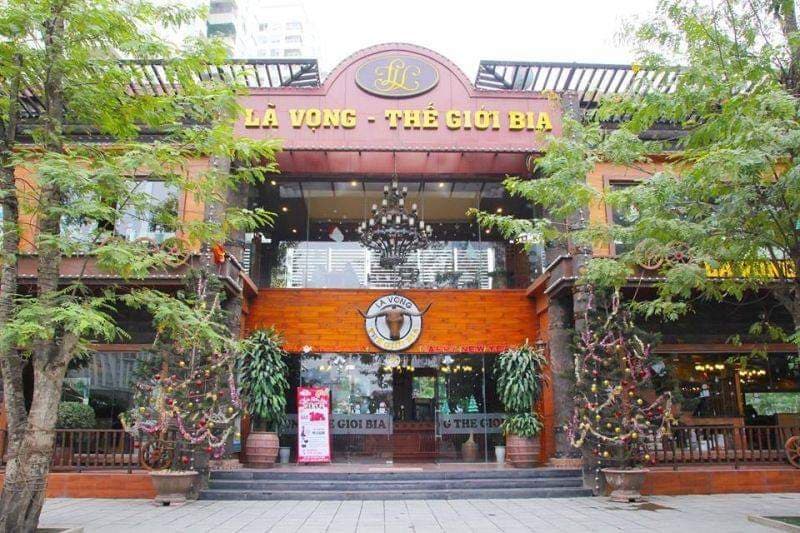 Cho thuê nhà phố Nguyễn Trãi diện tích 100m cả nhà 5 tầng mặt tiền 7m , thông sàn có thang máy
 10840581