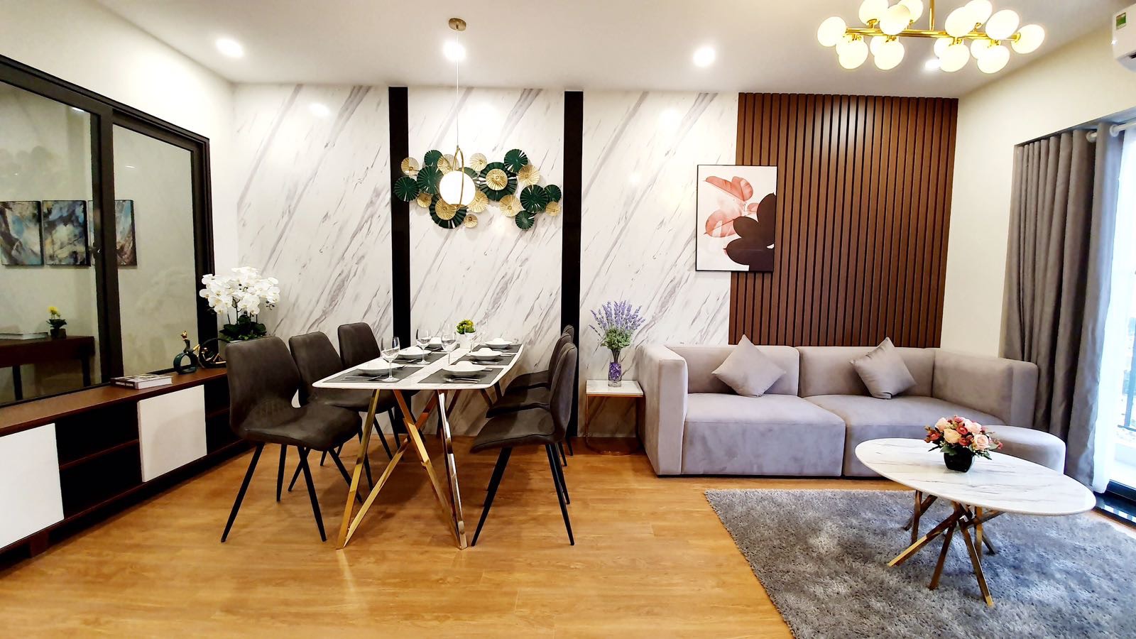Bán căn hộ 92m2, TSG Lotus Sài Đồng, giá chỉ 24 triệu/m2, nhận nhà ở ngay! 10858101