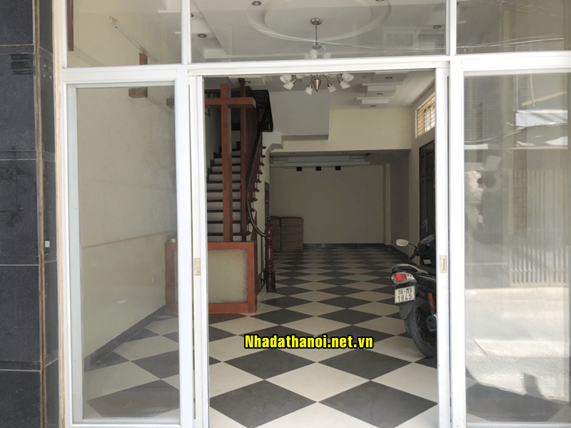 Chính chủ bán nhà mặt đường số 141 Nguyễn Khang, Quận Cầu Giấy, Hà Nội 10915616