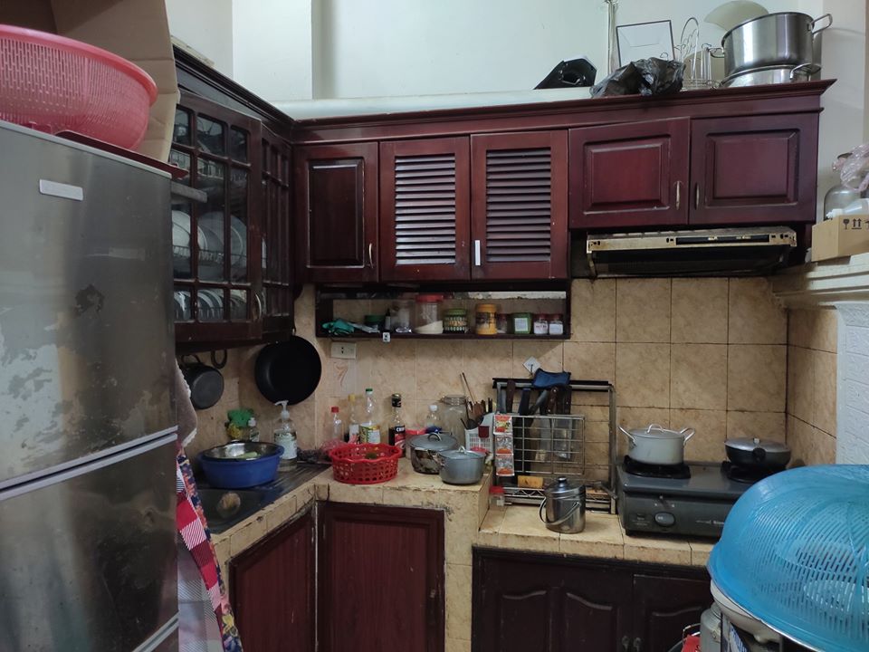 Bán nhà ngõ 120 Hoàng Quốc việt, phân lô, ô tô đỗ, 35m, 5 tầng, mặt tiền 5.2m, 3.8 tỷ. LH: 10931185