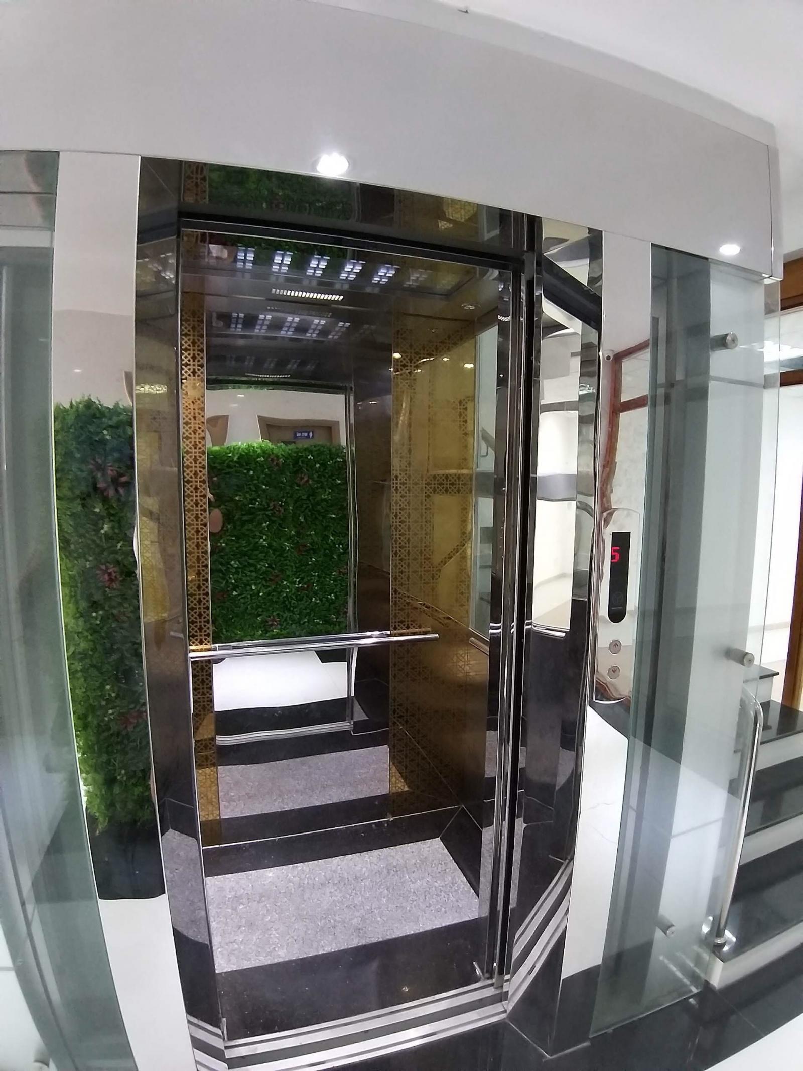 Chính chủ cho thuê văn phòng tại 2/13A Đường Bạch Đằng 2, Phường 2, Tân Bình, Hồ Chí Minh 10966891