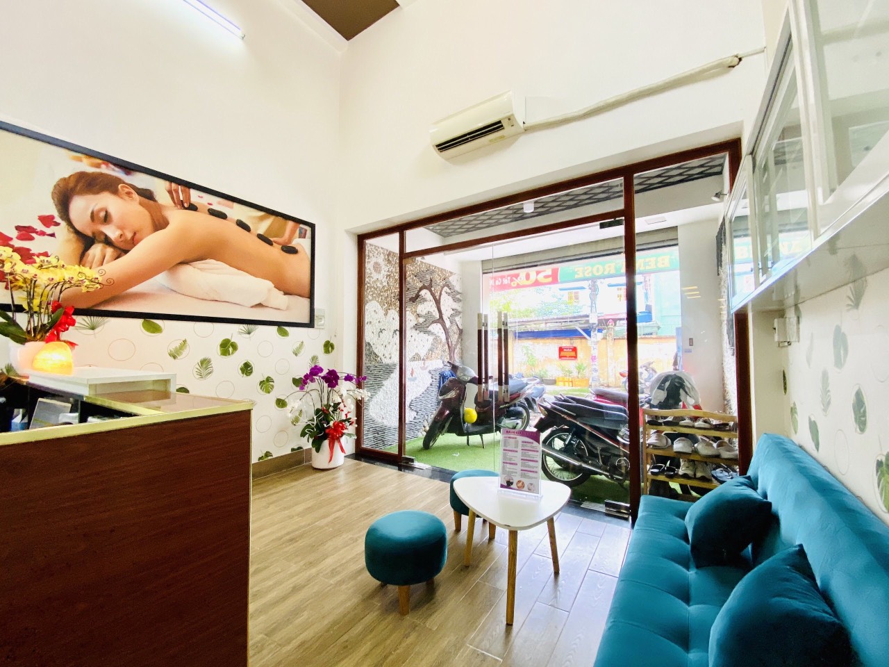 DO BẬN VIỆC GIA ĐÌNH Ở QUÊ, MINH CHUYỂN CƠ SỞ VỀ TỈNH, NÊN MÌNH CẦN SANG SPA GẤP Ở GÒ VẤP 10999521