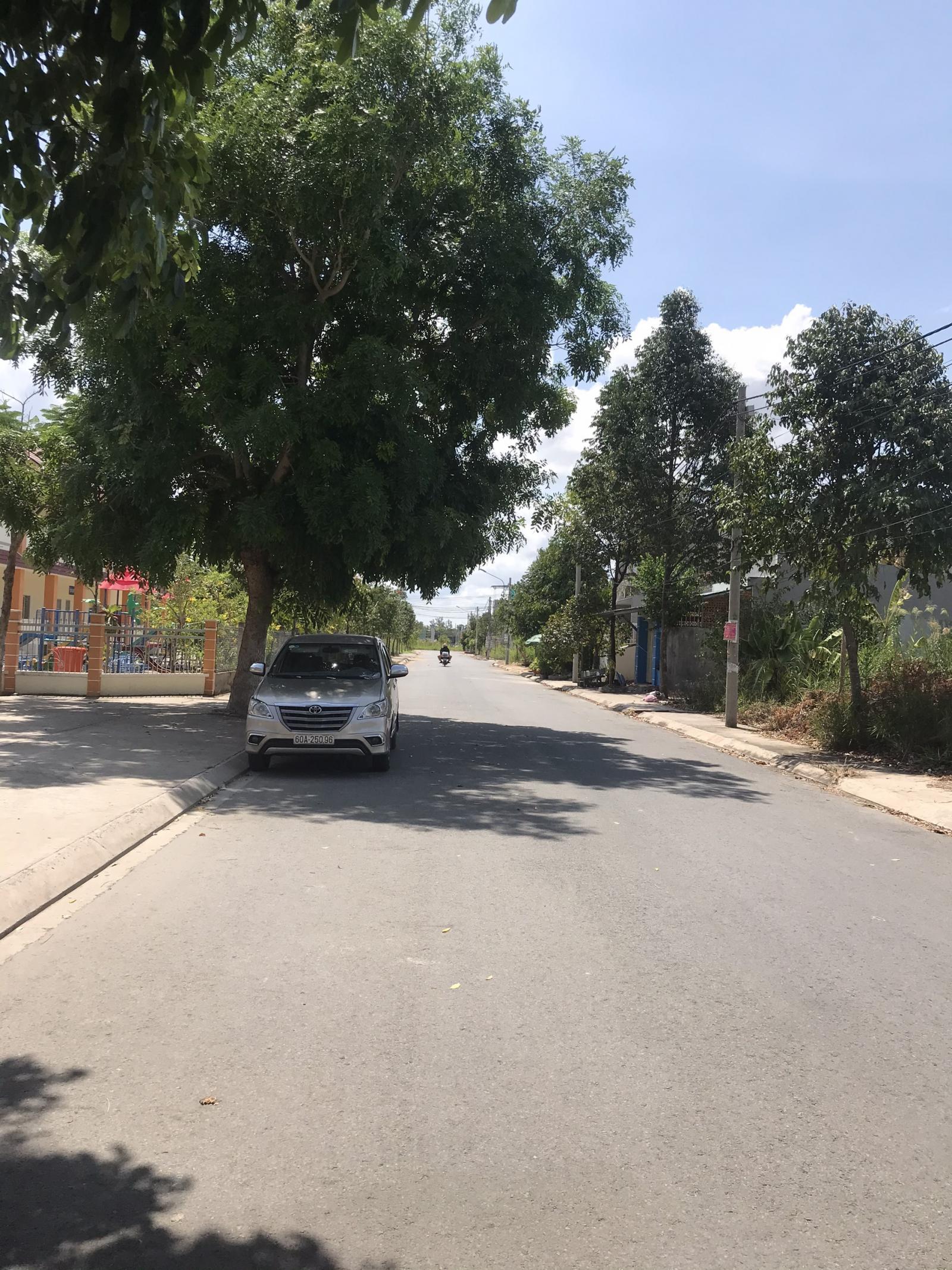 Chính chủ cần bán nền tái định cư mở rộng Đặng Quỳnh - Tân Kim DT 5x18m, giá 650 tr/nền
 11015011