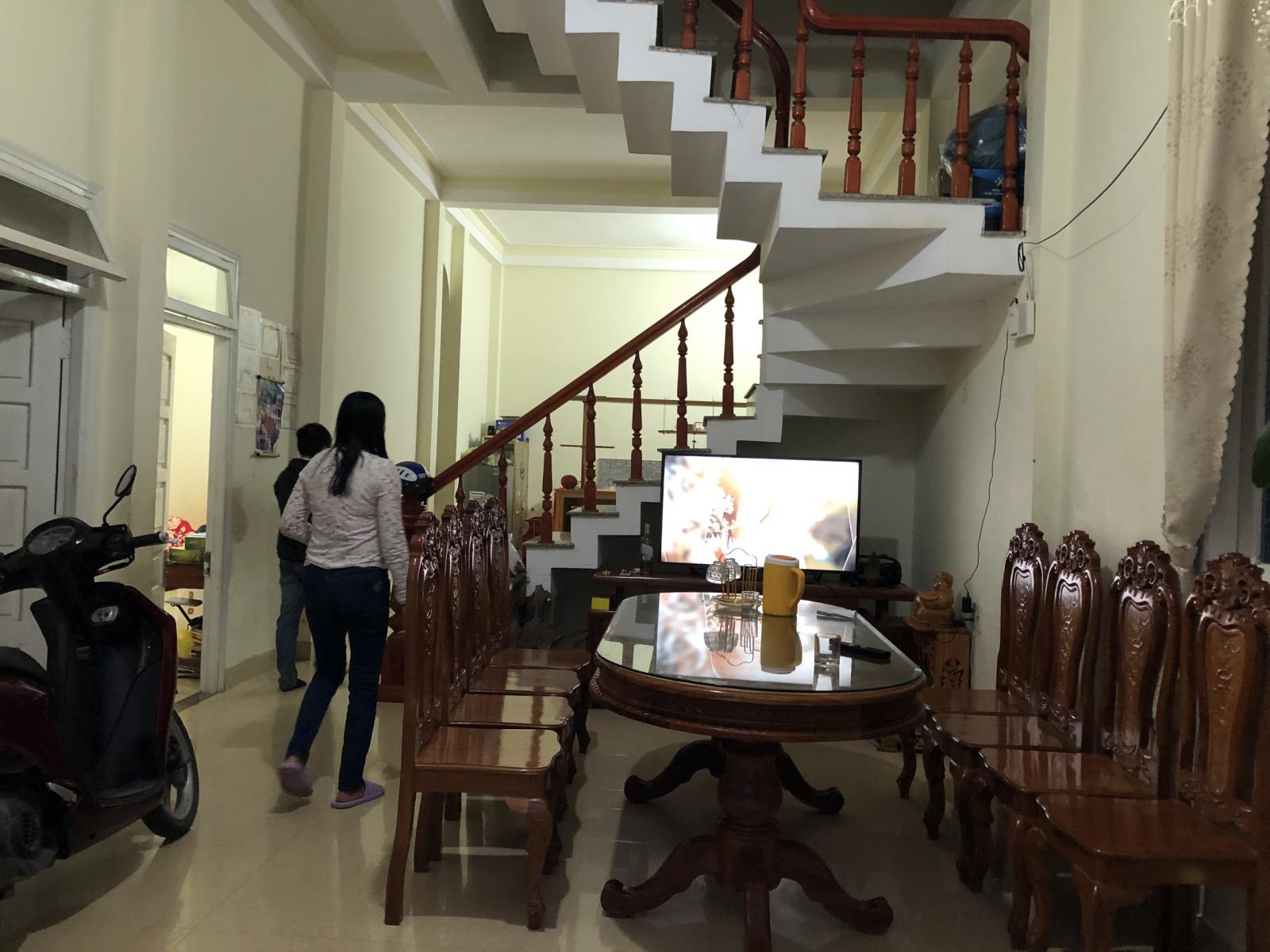 MUA NHÀ TẶNG ĐẤT KẾ BÊN( TẤT CẢ ĐỀU LÀ ĐẤT XÂY DỰNG) TẶNG LUÔN VƯỜN LAN QUÝ NHỎ XINH TẠI ĐƯỜNG KIM 11026980