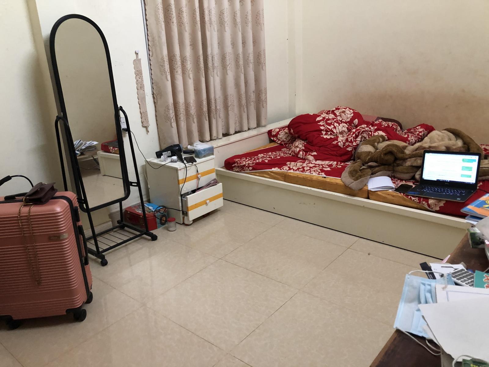 MUA NHÀ TẶNG ĐẤT KẾ BÊN( TẤT CẢ ĐỀU LÀ ĐẤT XÂY DỰNG) TẶNG LUÔN VƯỜN LAN QUÝ NHỎ XINH TẠI ĐƯỜNG KIM 11026980