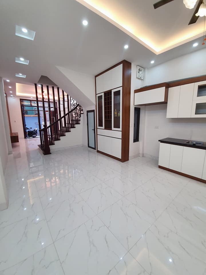 BÁN NHÀ KHƯƠNG ĐÌNH, THANH XUÂN, 70M2, Ô TÔ QUA, VỊ TRÍ ĐẸP,NỘI THẤT 5 SAO, NHỈNH 5 TỶ 11074135