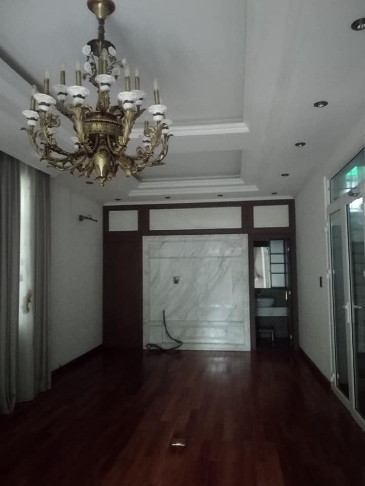 Bán biệt thự VIP phố Trần Kim Xuyến, Cầu Giấy 5 tầng, 201m2 giá 48 tỷ. LH 0912442669 11082084