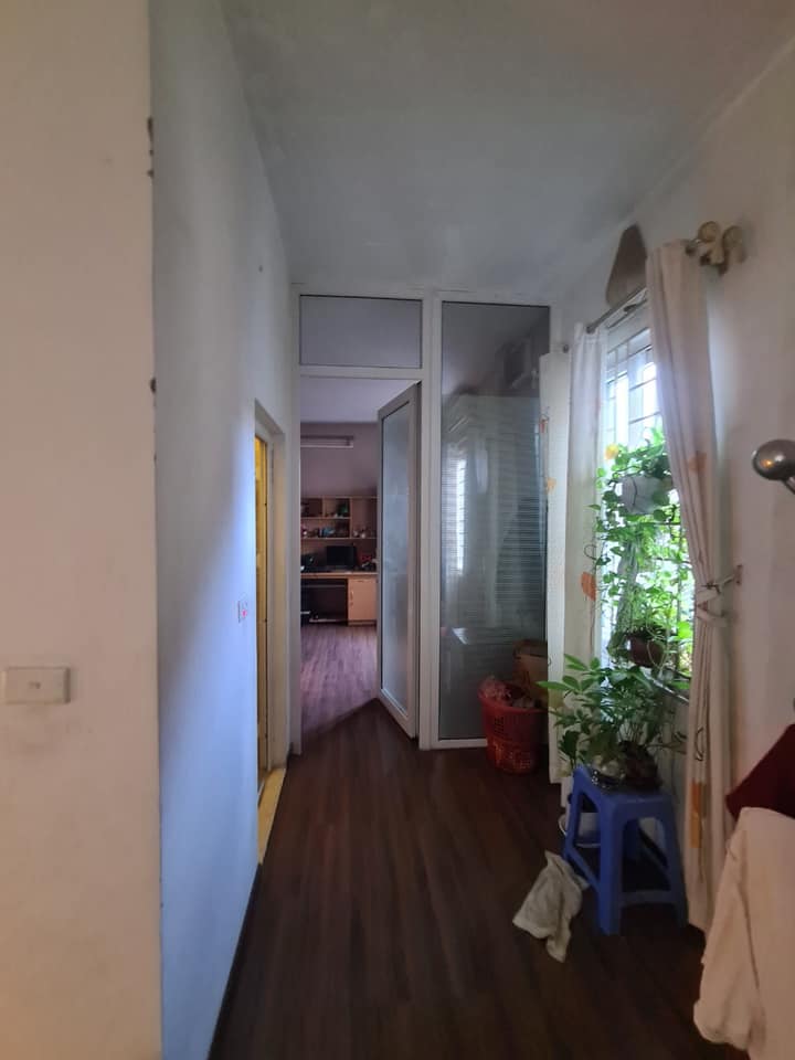 Nhà đẹp lô góc Nguyễn Văn Cừ-Long Biên,39m x 5 tầng,MT 5m, 3.5 tỷ

 11086236