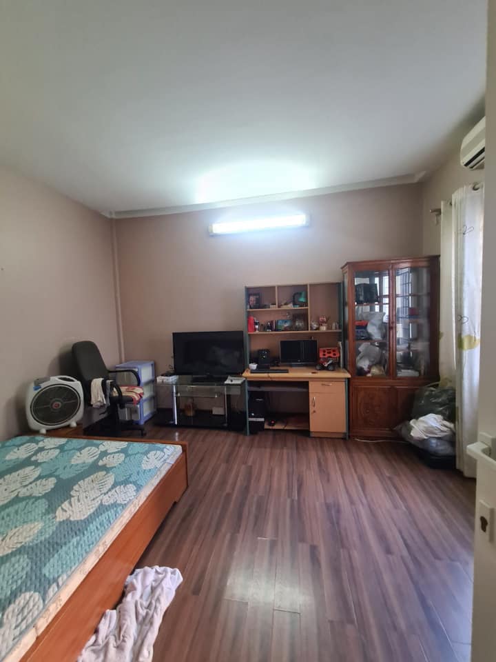 Nhà đẹp lô góc Nguyễn Văn Cừ-Long Biên,39m x 5 tầng,MT 5m, 3.5 tỷ

 11086236