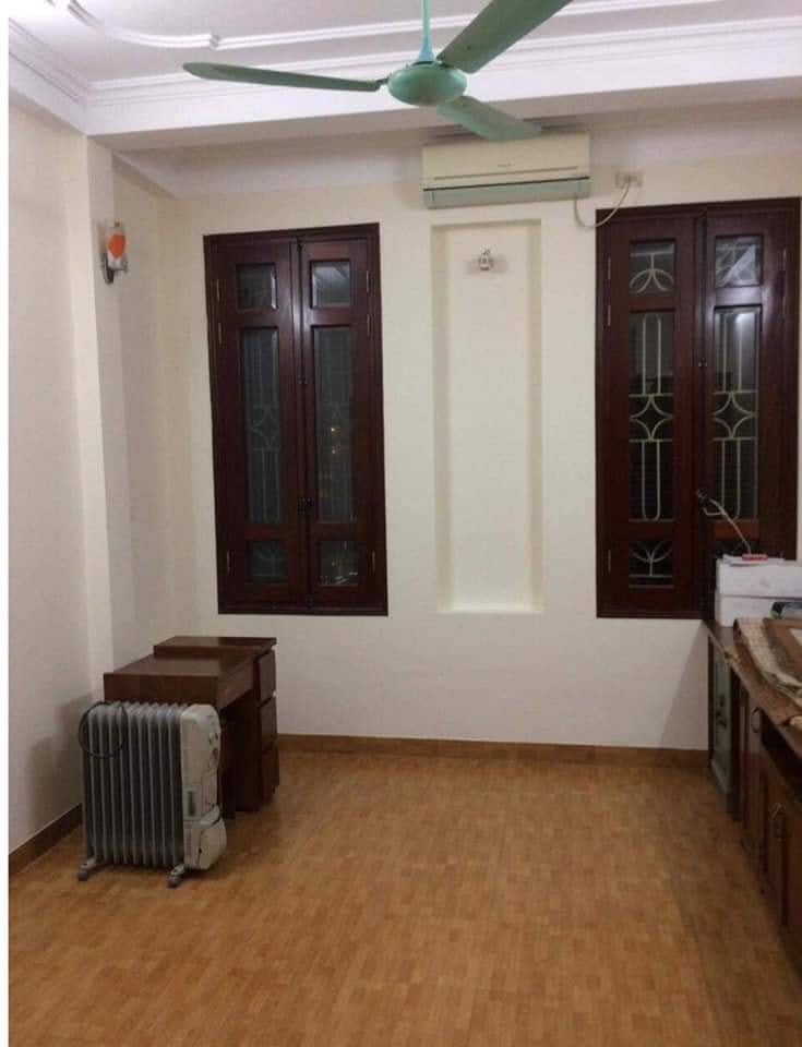 Bán nhà 38m x 5 tầng đường Cát Linh, quận Đống Đa 11104731