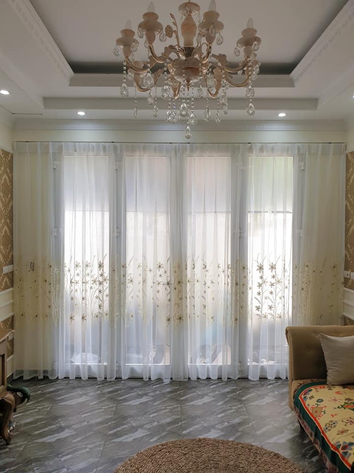 Nhỉnh 3 tỷ có nhà siêu đẹp Ngọc Thụy- Long Biên 41m x 4 tầng, full nội thất

 11106108